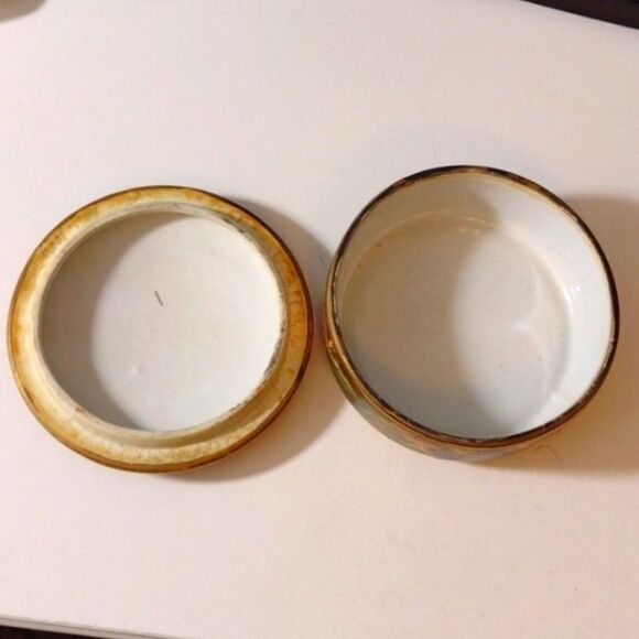 Vintage Chinese Hand-Painted Cloisonne Porcelain Trinket Dish with Lid - Picture 3 of 8